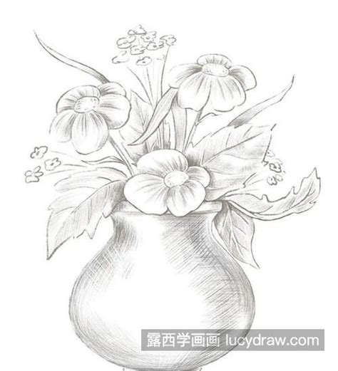 花瓶画画|如何绘制生动的花瓶艺术？初学者必看绘画指南